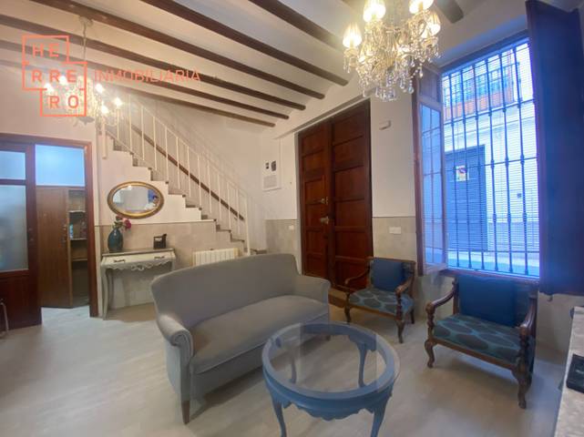 Casa-chalet en Venta en Centro