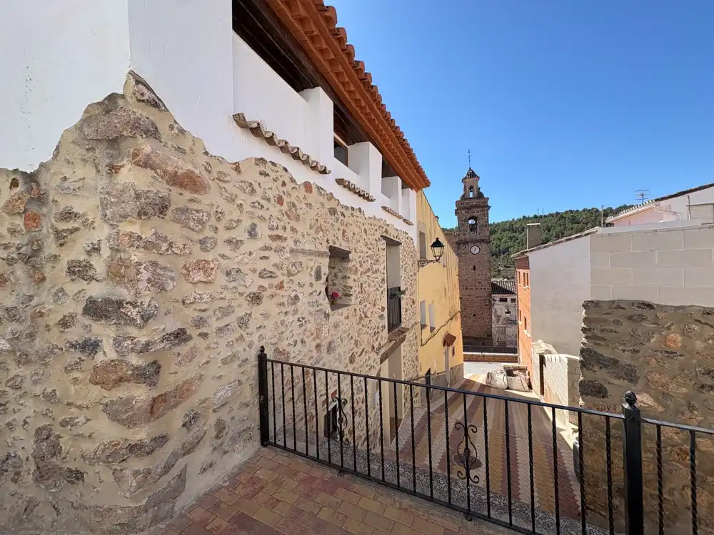 Vista exterior de Casa o xalet en venda en Matet amb Calefacció i Traster