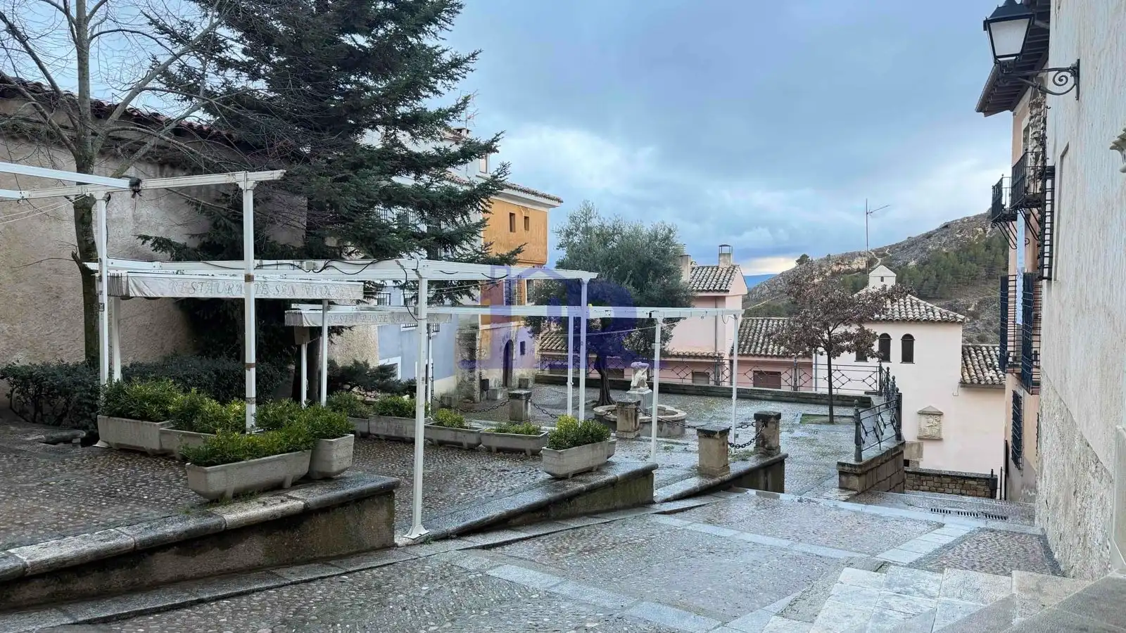 Terraza de Piso de alquiler en Cuenca con Calefacción, Terraza y Amueblado
