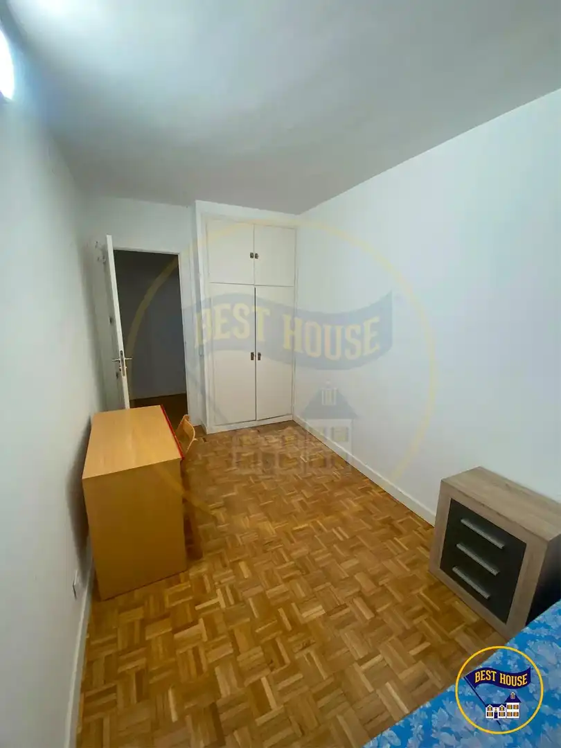 Flat for share in Cuenca  with Air Conditioner, Heating and Parquet flooring