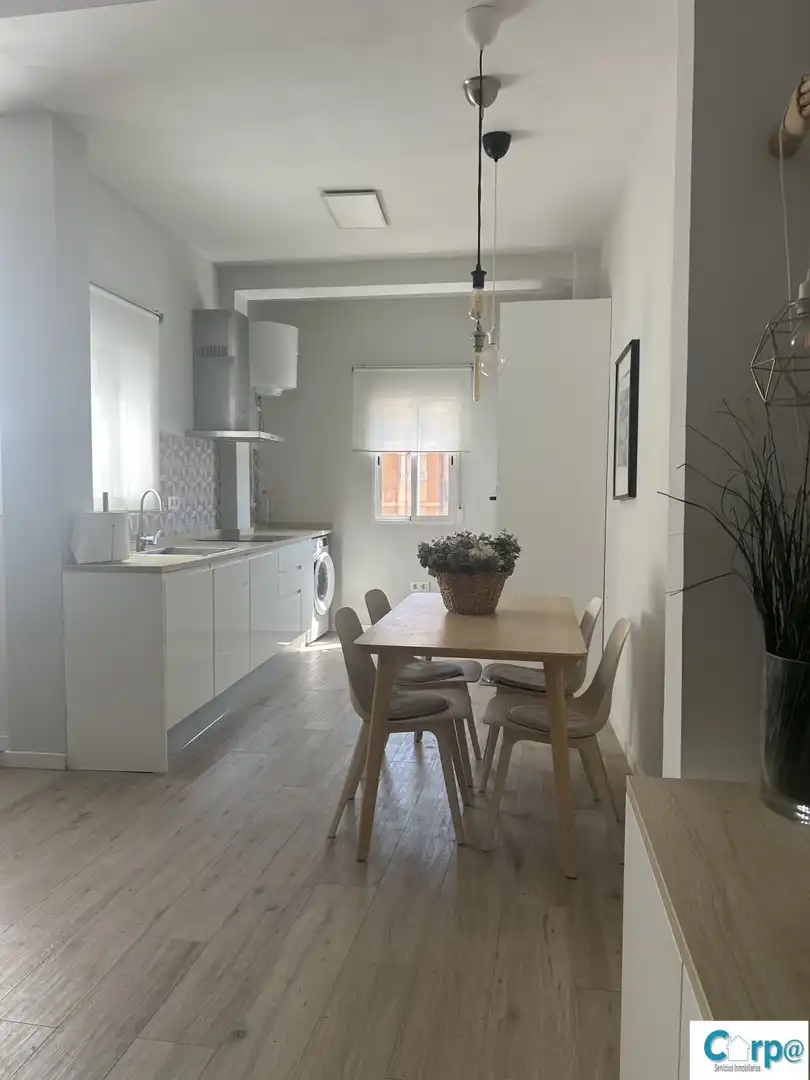 Flat for rent in Arquitecto Alfaro, El Cabanyal - El Canyamelar