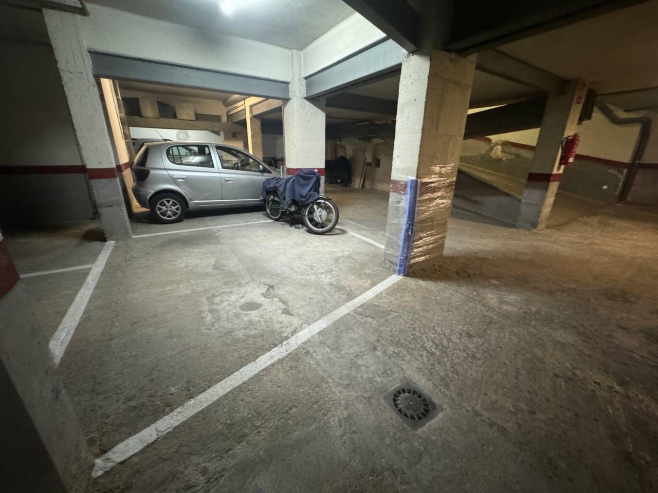 Garatge de lloguer a Calle VAZQUEZ DE MELLA, 3, Ca n'Aurell, Ponent