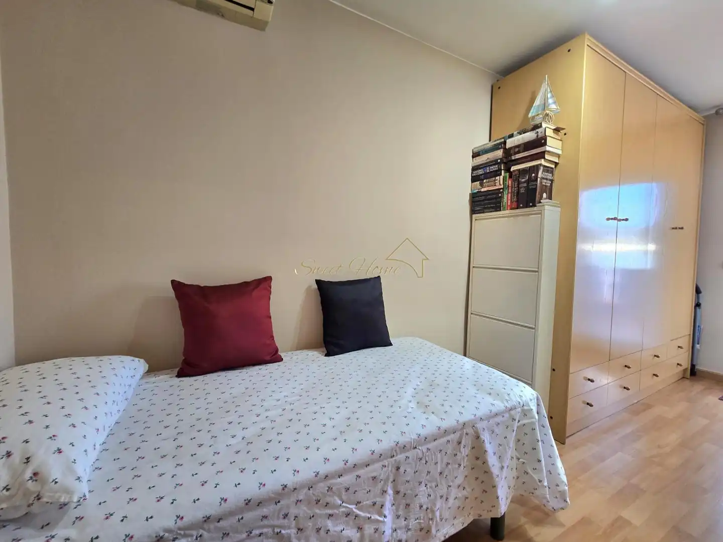 Habitación de Ático en venta en Montgat con Aire acondicionado, Calefacción y Terraza