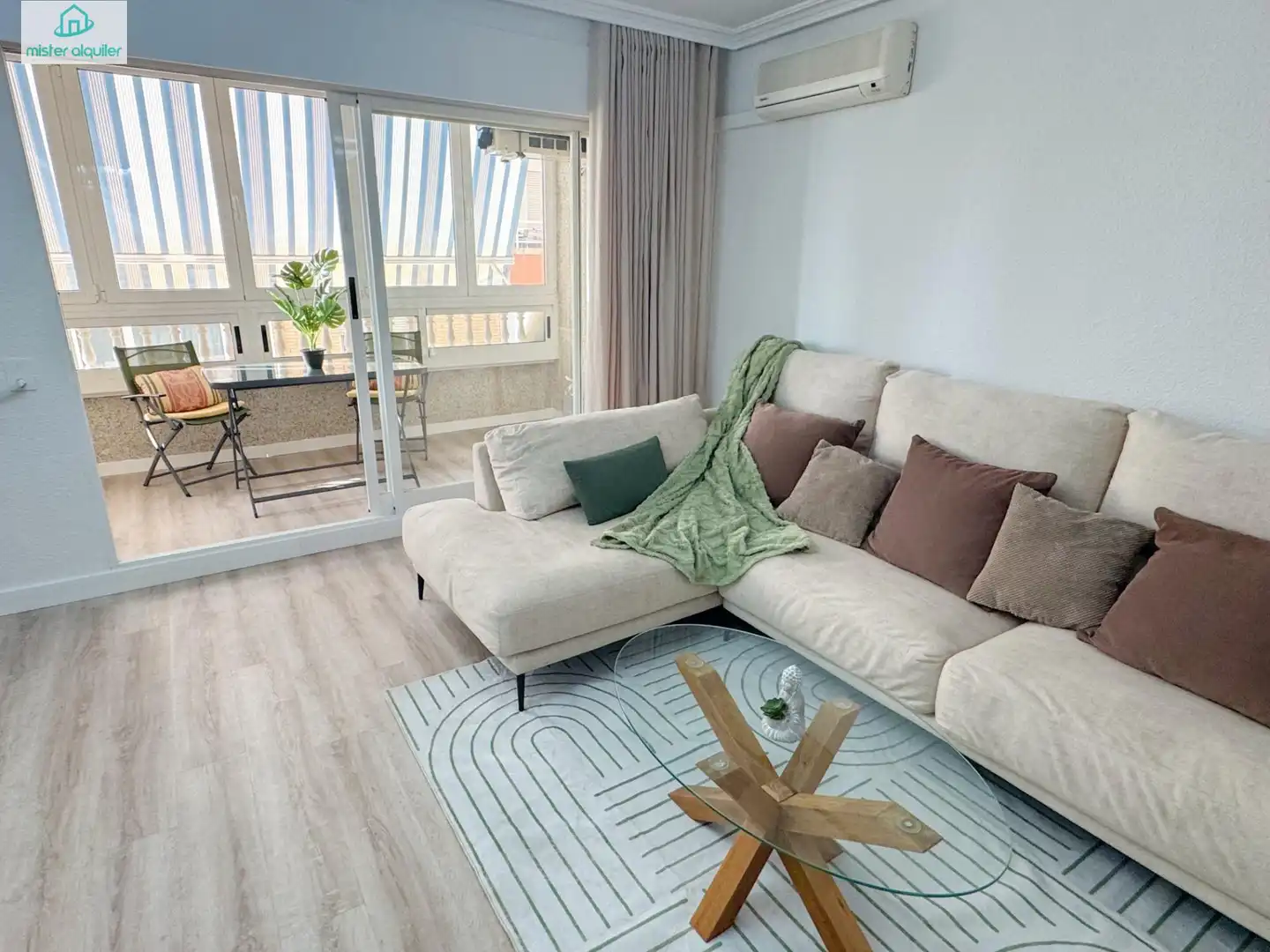 Appartement compact avec terrasse à louer à Calle COLON 12 B, imagen 3