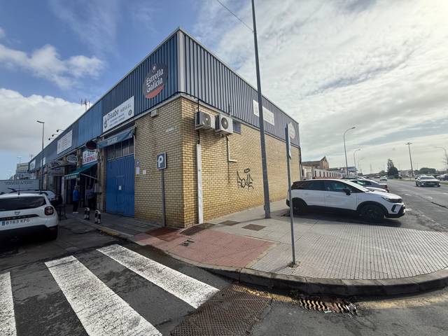 Nave industrial en Alquiler en Polirrosa Poligono Industrial Polirrosa, 140D en Nuevo Parque - Los Rosales - Tráfico Pesado