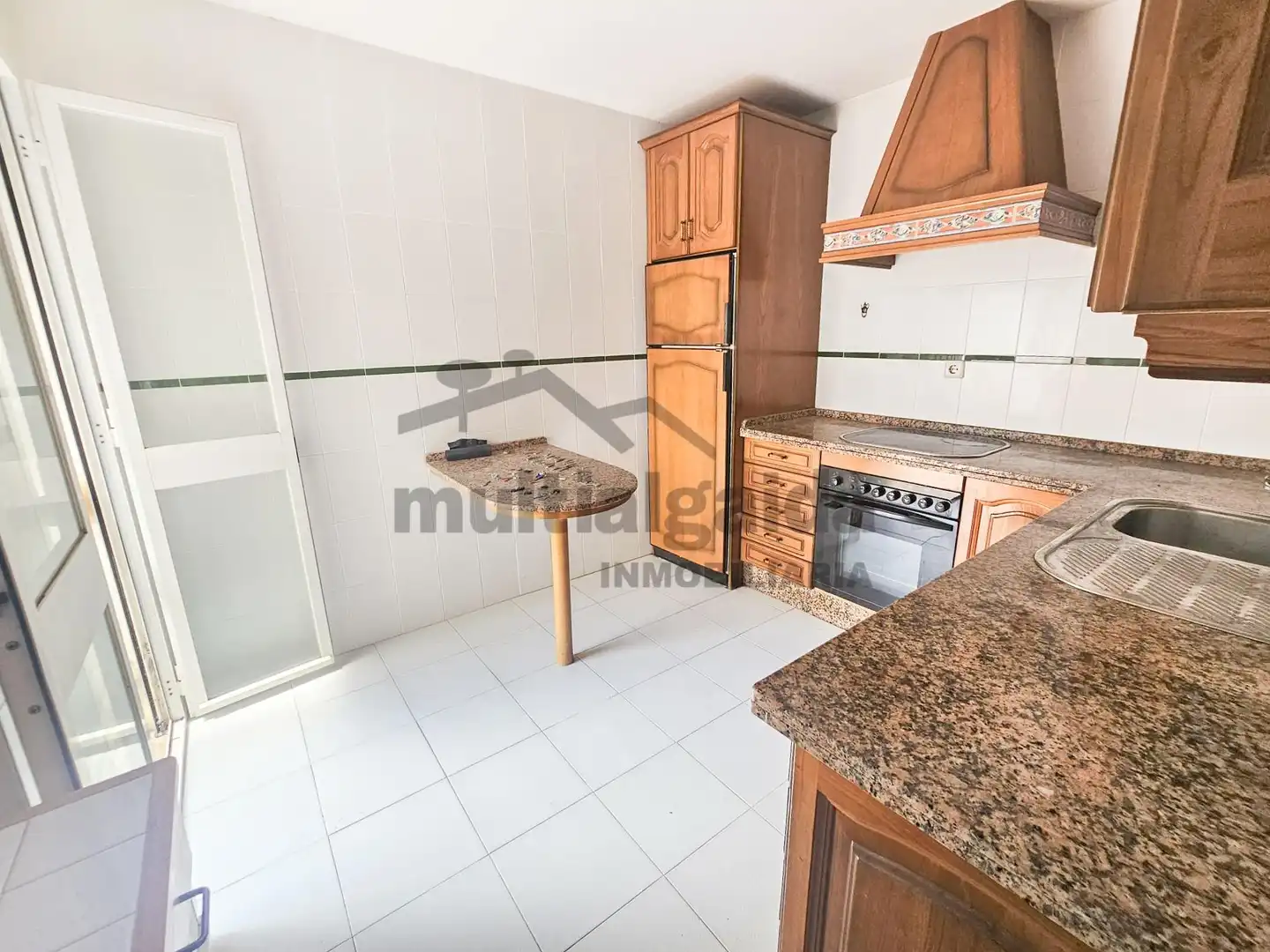 Cocina de Casa adosada en venta en Sanlúcar de Barrameda con Terraza y Trastero