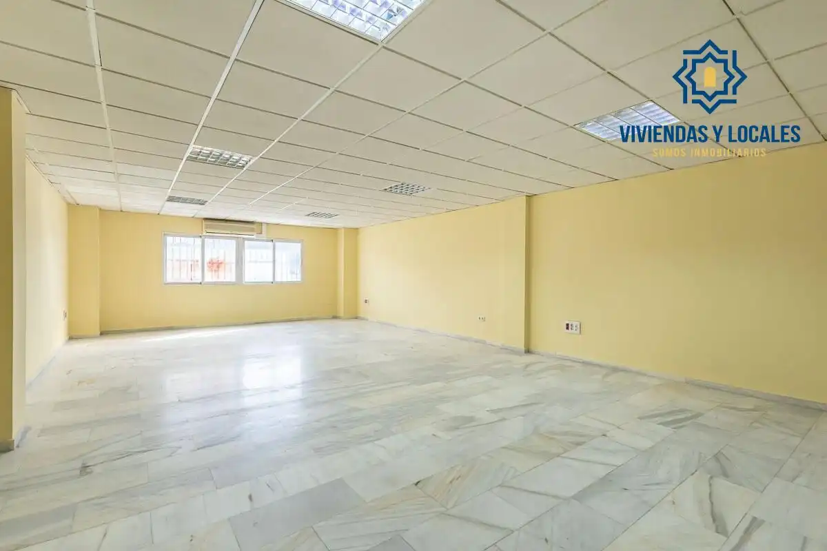 Nau industrial en venda a Avenida JUNCARIL, imagen 10