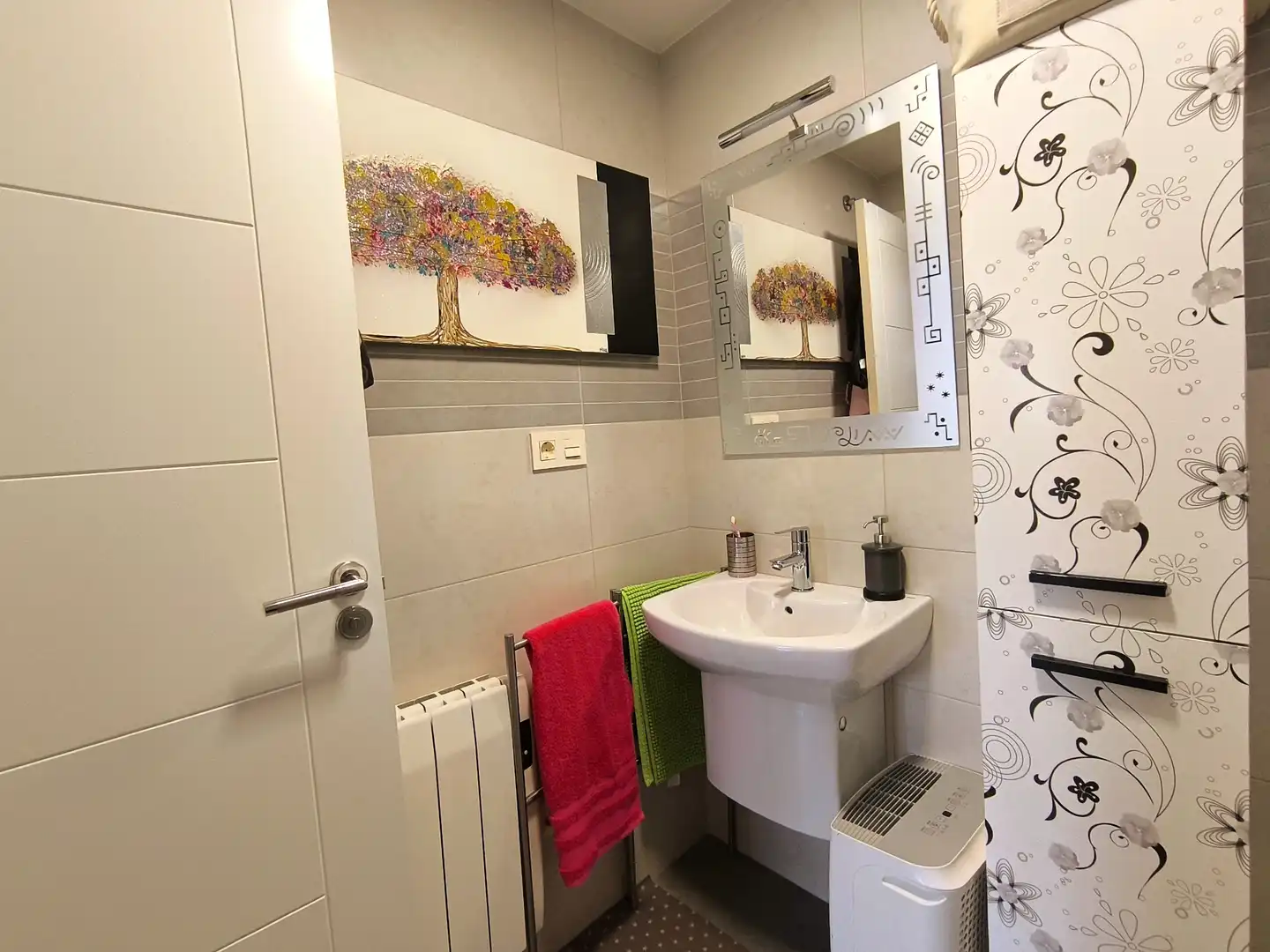 Badezimmer von Wohnung zum Verkauf in Ares mit Heizung, Parkett und Abstellraum