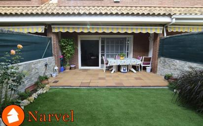 Garden of Single-family semi-detached for sale in Cerdanyola del Vallès  with Air Conditioner, Terrace and Balcony