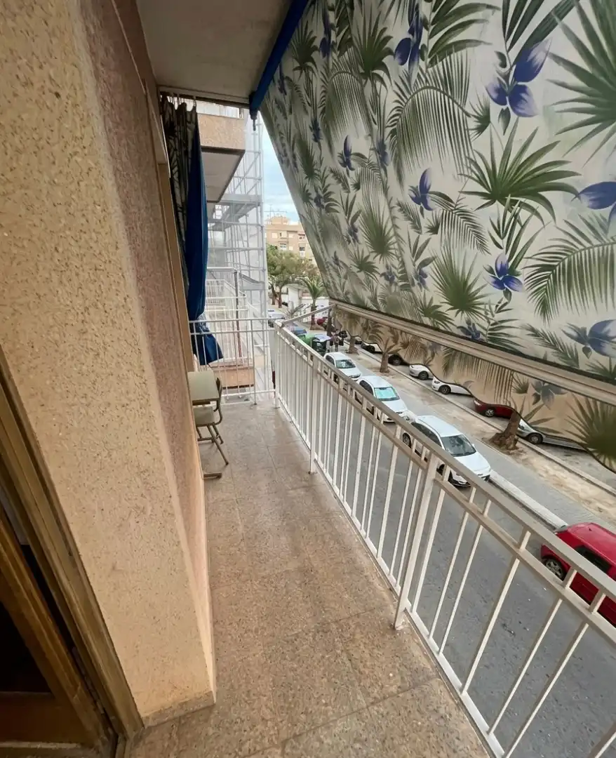 Terraza de Piso en venta en Elche / Elx con Amueblado y Balcón