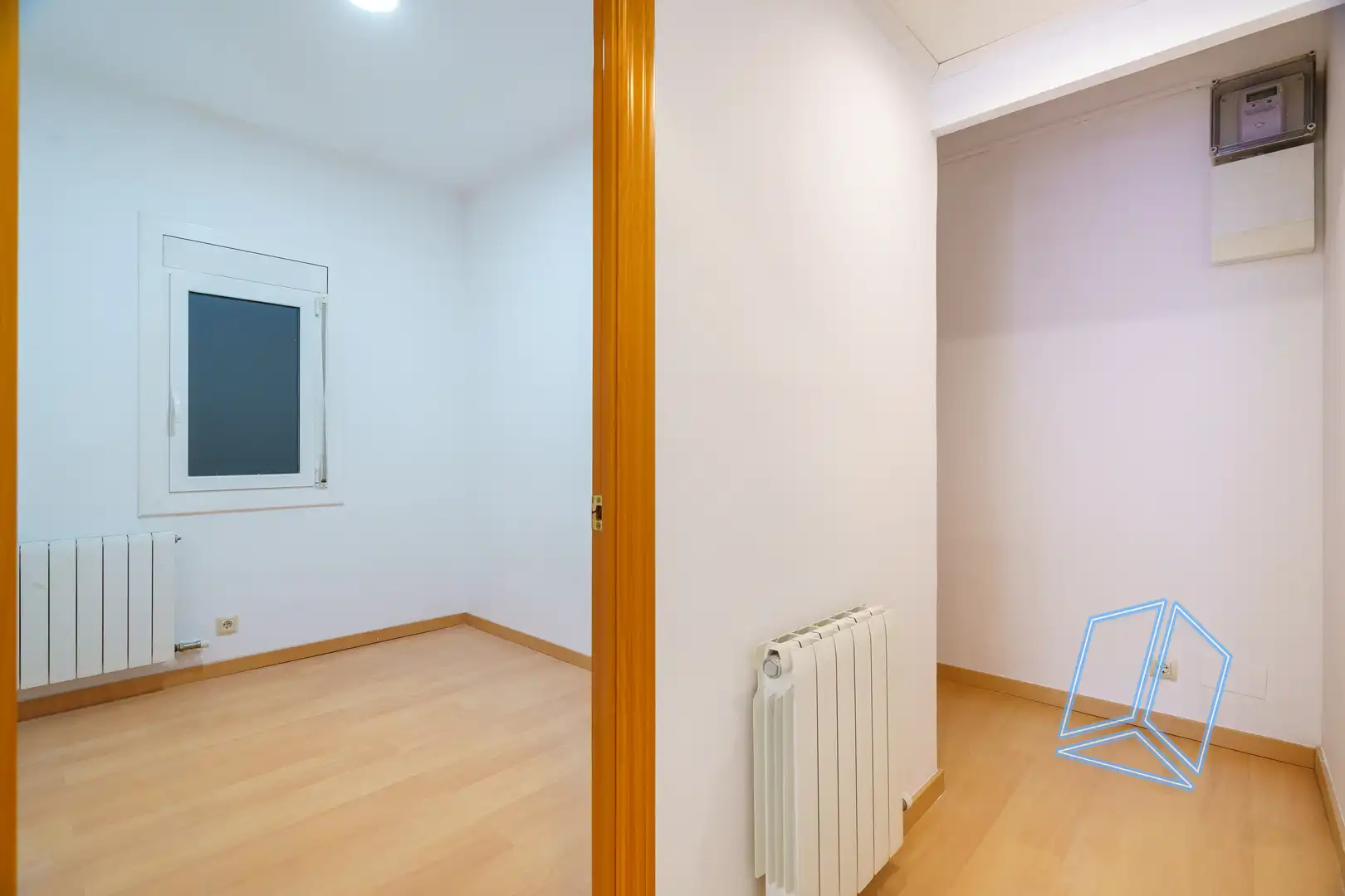 Piso en venta en L'Hospitalet de Llobregat con Calefacción y Balcón