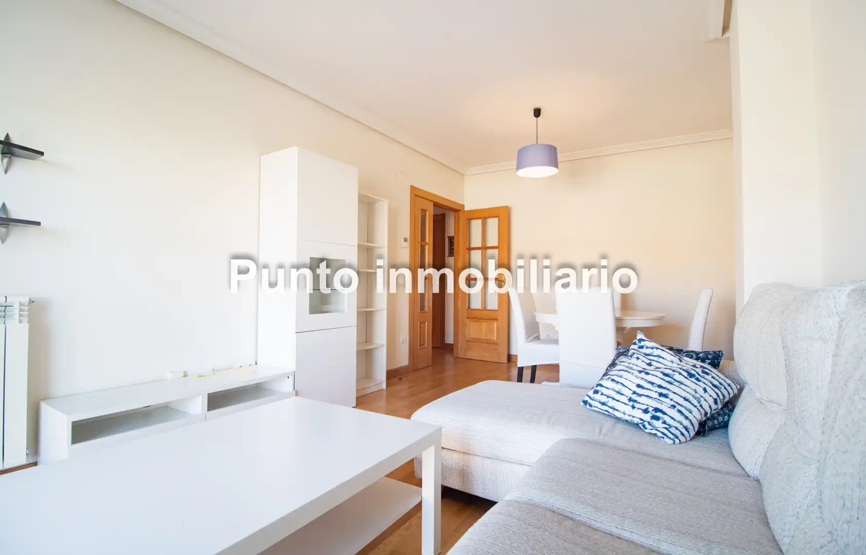 Living room of Flat for sale in Arroyo de la Encomienda  with Heating, Parquet flooring and Storage room