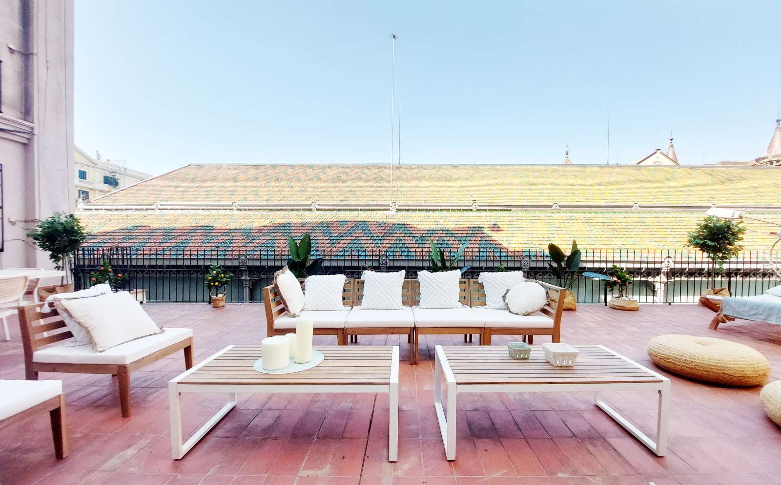 Terrassa de Apartament per a compartir en  Barcelona Capital amb Aire condicionat i Terrassa