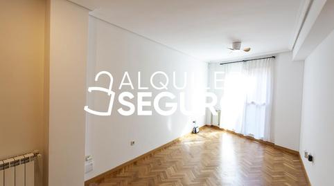 Foto 2 de Estudio de alquiler en De Ceuta, Valdeacederas, Madrid
