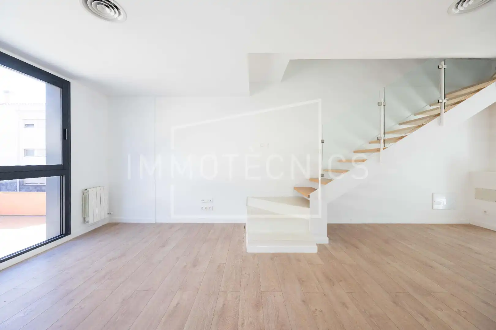 Adosado con jardín en venta en Carrer TURO DE L'HOME, imagen 10