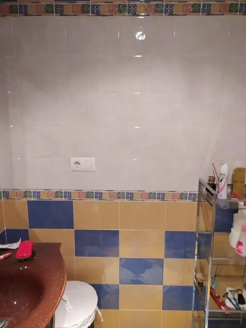 Bany de Dúplex de lloguer en Badajoz Capital amb Aire condicionat i Balcó