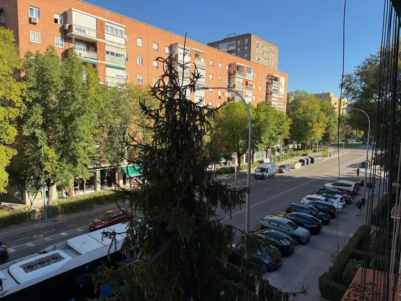 Vista exterior de Piso en venta en Moratalaz