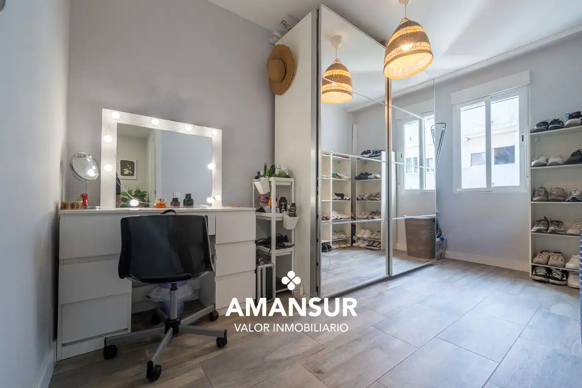 Flat for sale in Plaza Dulcinea, Nuevo Parque - Los Rosales - Tráfico Pesado