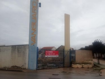 Nau industrial en venda a ESPRONCEDA 2