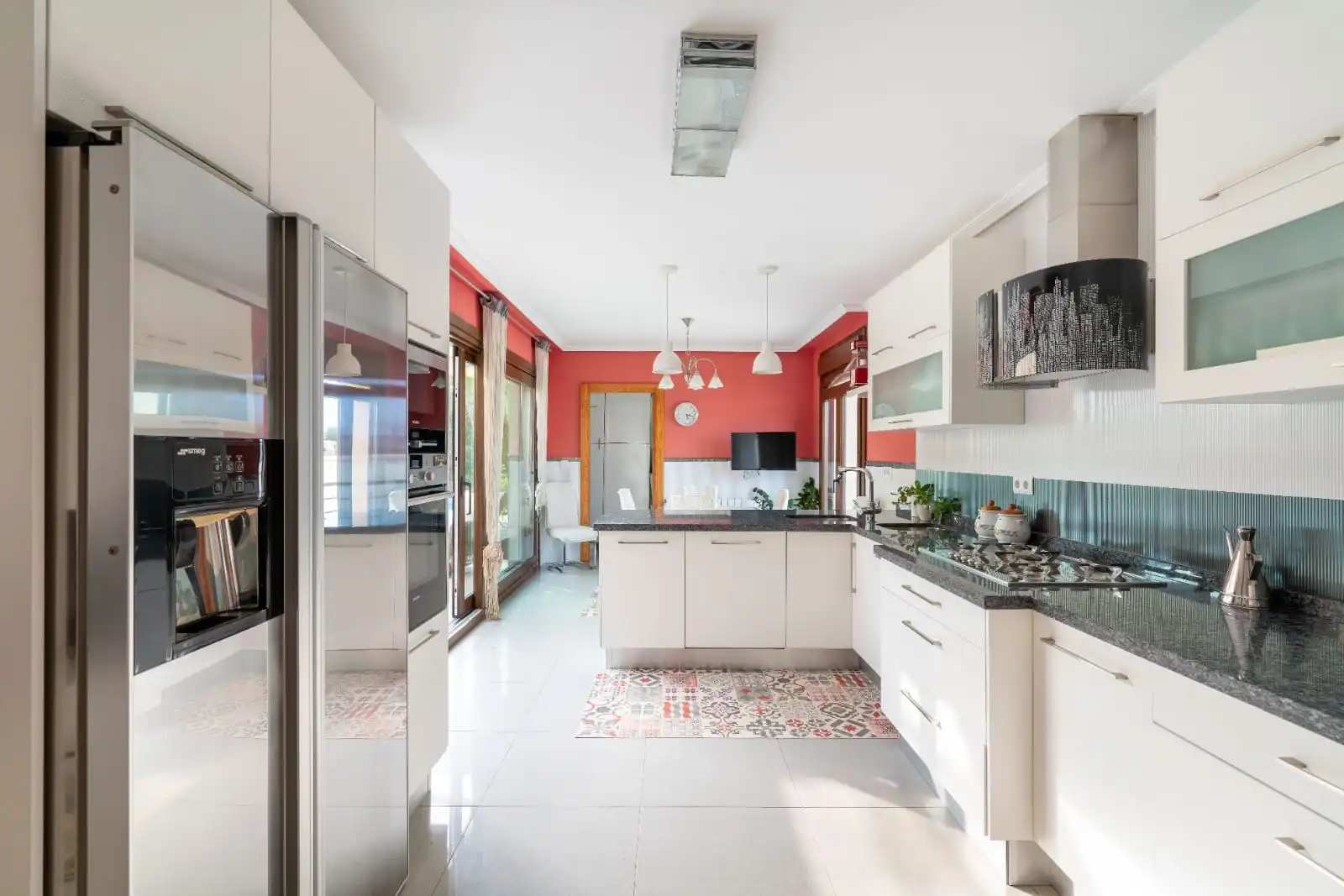 Cocina de Casa o chalet en venta en Almería con Aire acondicionado, Calefacción y Jardín privado