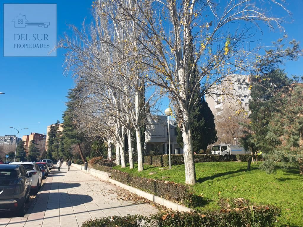 Vista exterior de Pis en venda en Fuenlabrada amb Calefacció i Terrassa