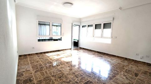 Foto 2 de Piso de alquiler en Ensanche, Cartagena