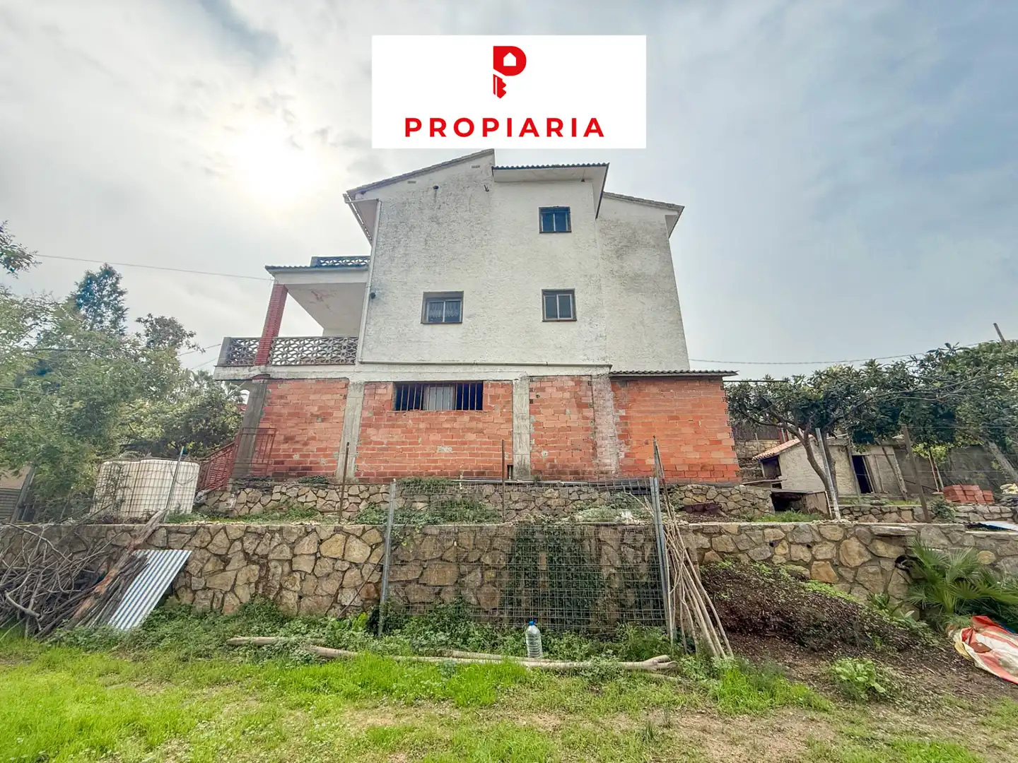 Casa amb terrassa en venda a Corbera de Llobregat, imagen 3