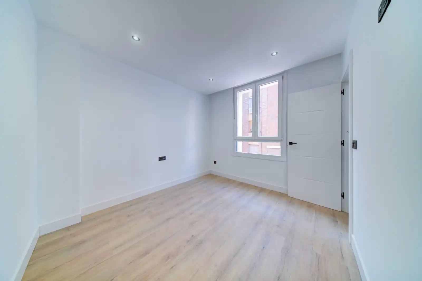 Flat with terrace for sale in Calle de las Delicias 15, imagen 11