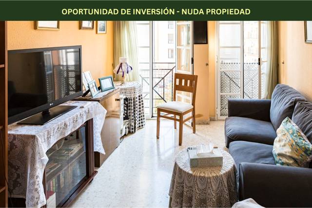 Piso en Venta en Calle Capuchinos en El Molinillo - Capuchinos