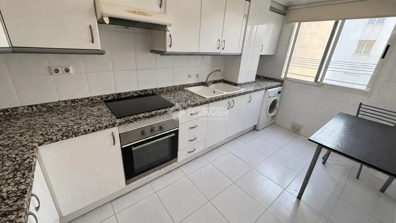 Cocina de Piso en venta en Valencia