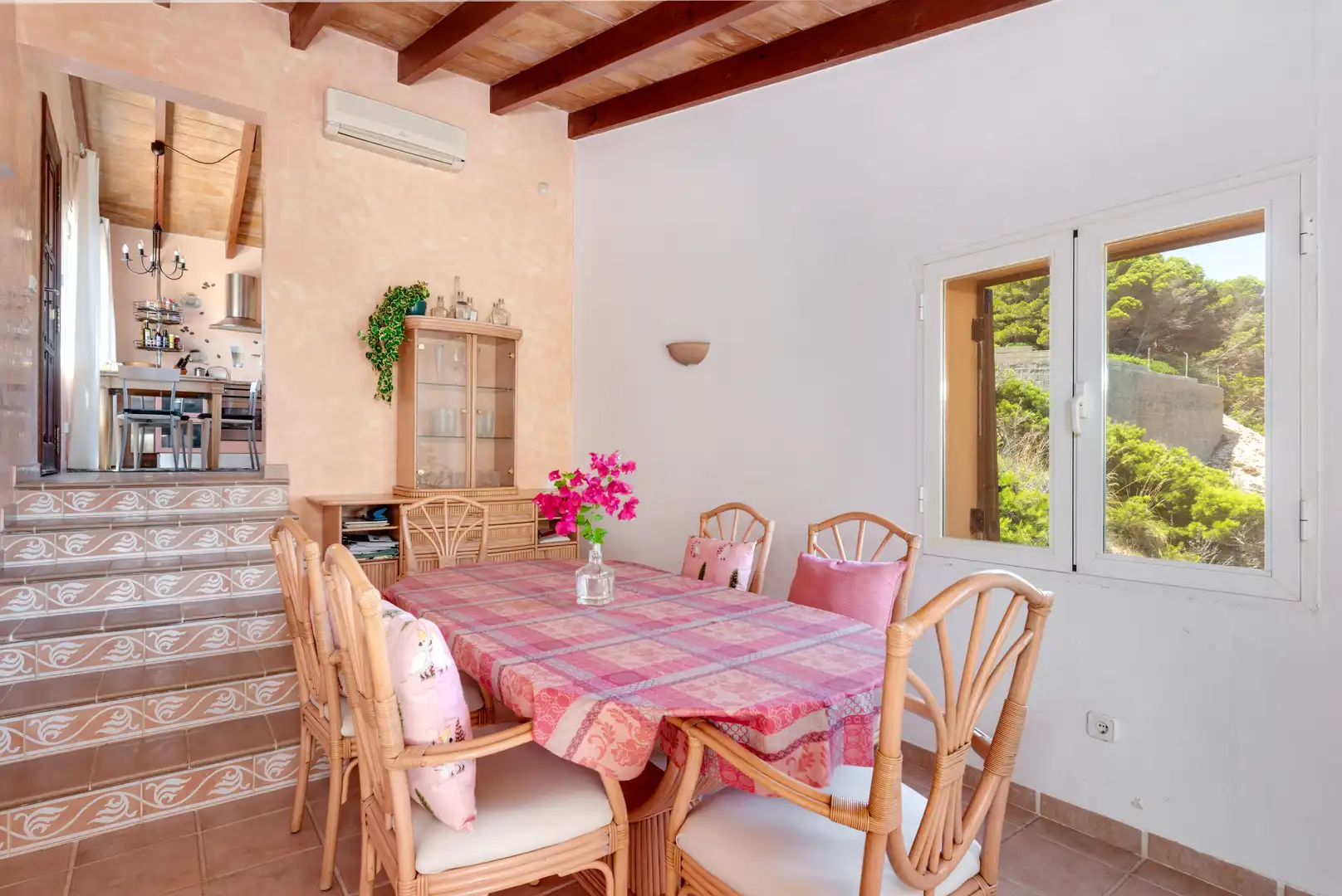 Comedor de Finca rústica en venta en Capdepera con Aire acondicionado, Calefacción y Trastero