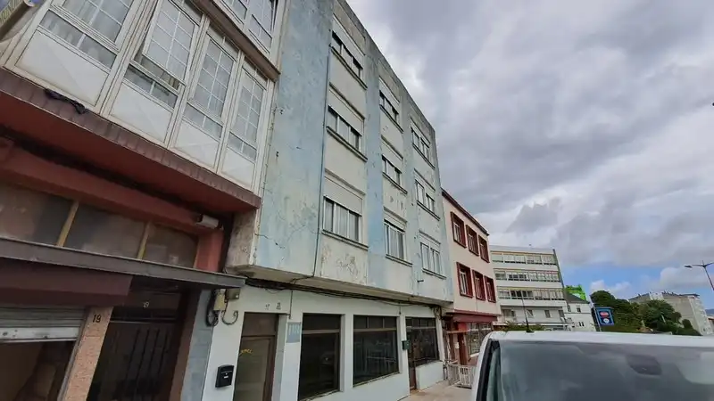 Vista exterior de Piso en venta en Fene