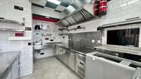 Küche von Geschaftsraum miete in Torremolinos mit Klimaanlage