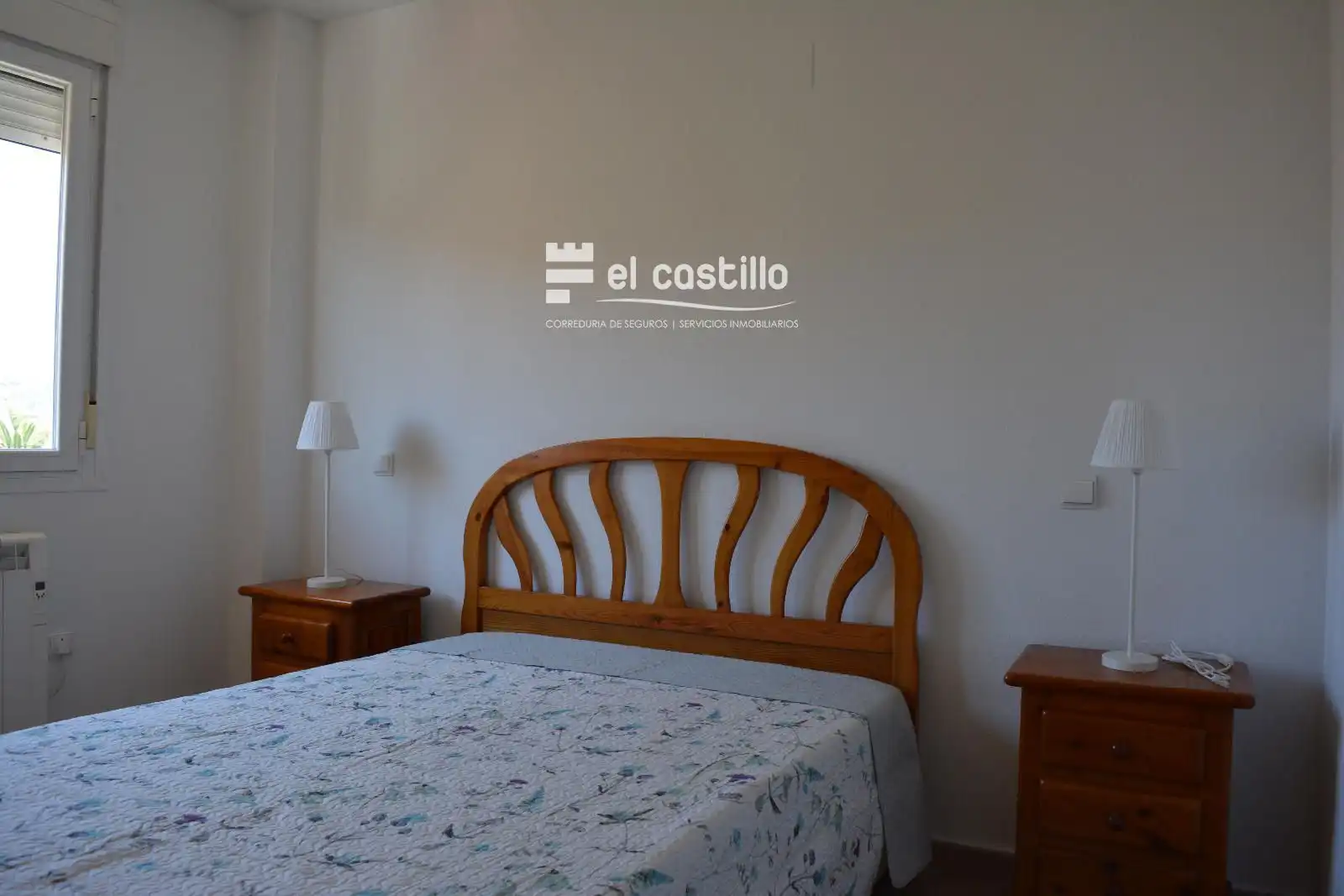 Dormitori de Pis de lloguer en Sotillo de la Adrada amb Aire condicionat, Calefacció i Terrassa
