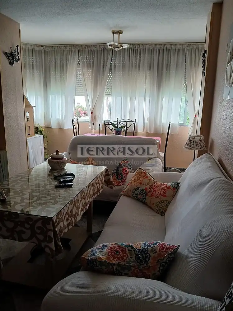 Apartamento con piscina en venta en Torre del Mar, imagen 8
