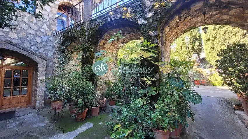 Gebäude zum Verkauf in Valencia de Alcántara