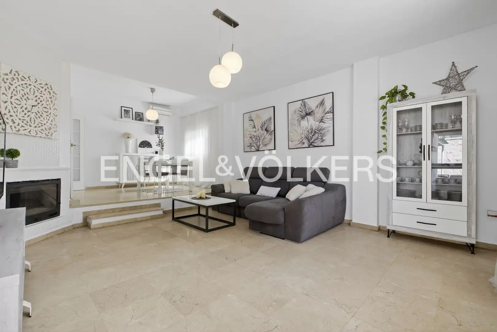 Casa con jardín en venta en Cerros de Montequinto, imagen 4