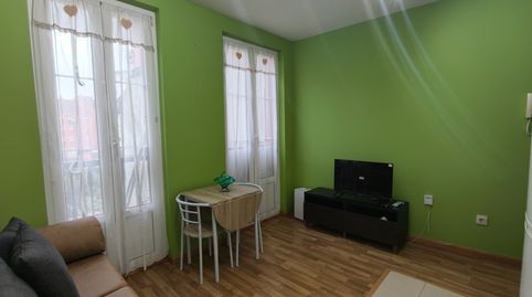 Foto 4 de Apartamento de alquiler en Calle Rivero, Centro, Avilés