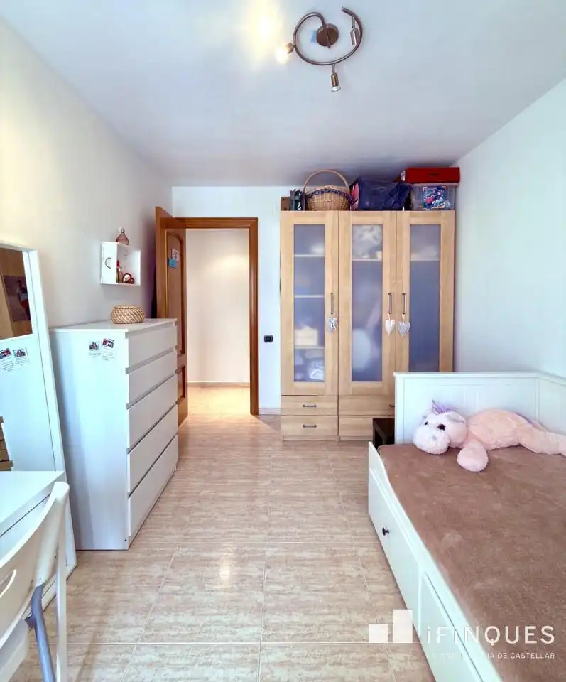 Bedroom of Flat for sale in Castellar del Vallès  with Heating, Balcony and Internet