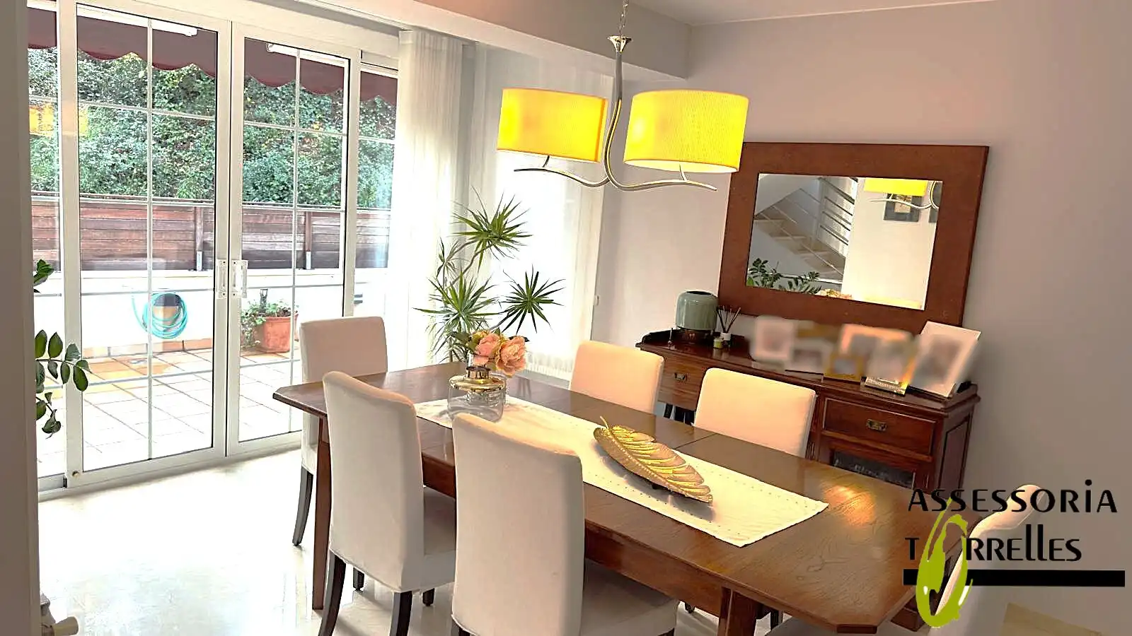 Esszimmer von Haus oder Chalet zum Verkauf in Torrelles de Llobregat mit Heizung, Privatgarten und Parkett