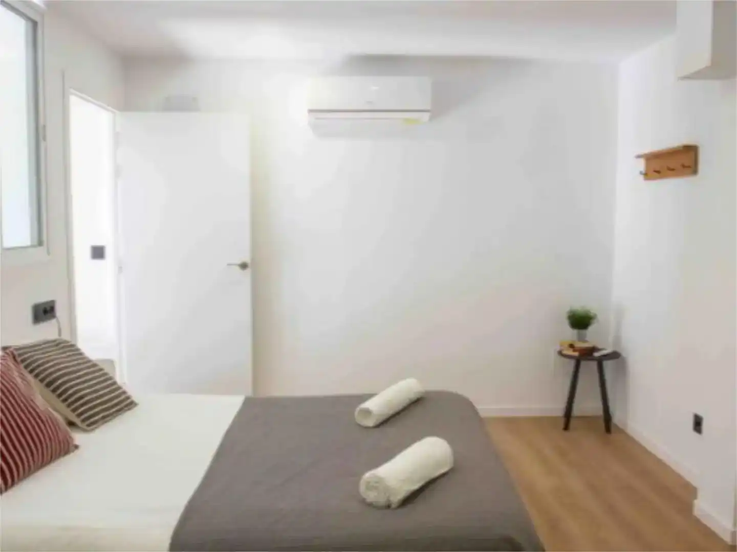 Habitación de Piso en venta en Novelda con Parquet y Amueblado