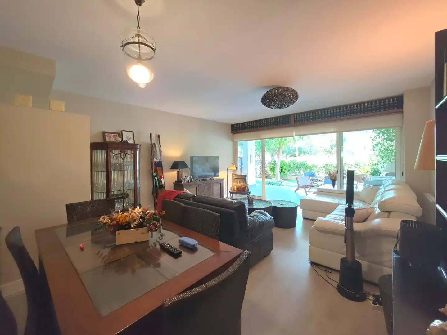Sala d'estar de Planta baixa en venda en Alicante / Alacant amb Aire condicionat, Calefacció i Jardí privat