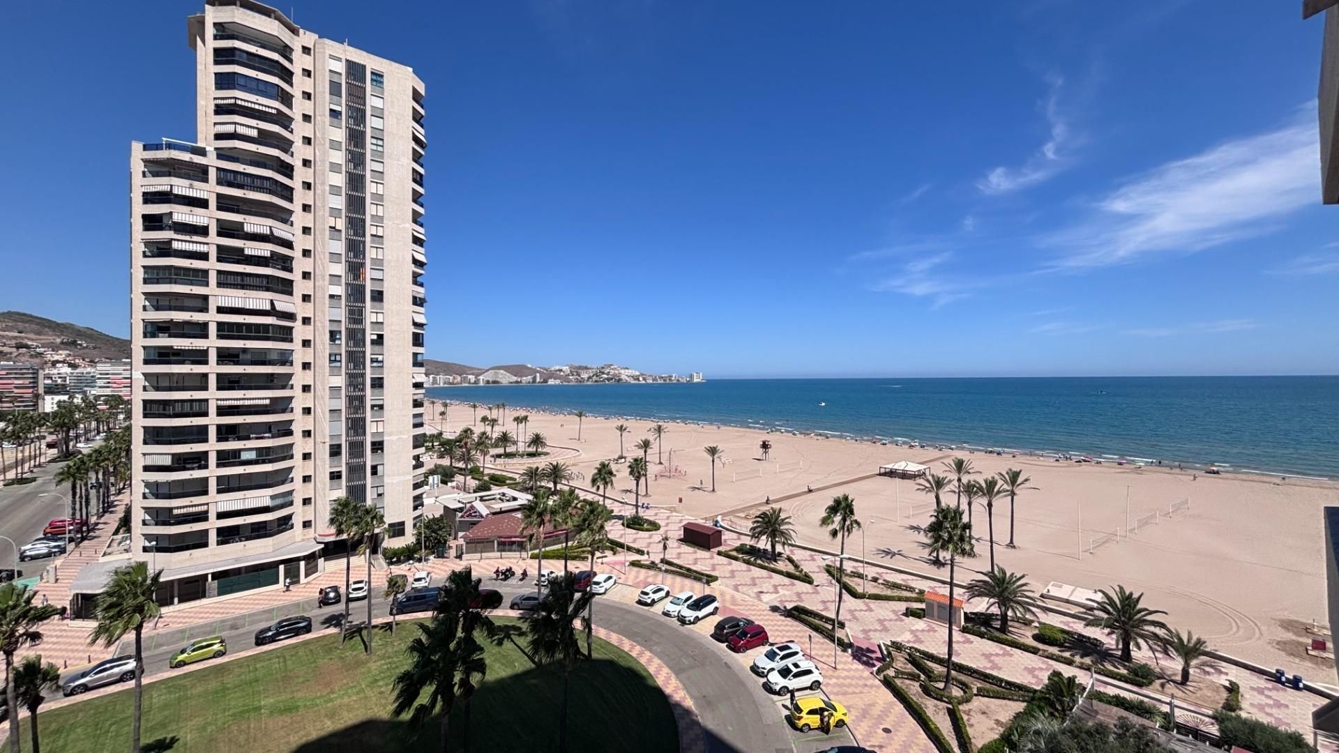 Bedroom of Flat for sale in Cullera  with Air Conditioner, Heating and Community pool