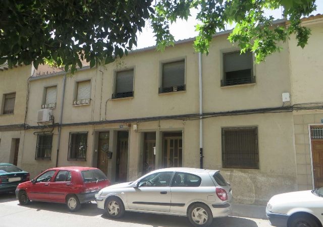 Vista exterior de Pis en venda en Almansa