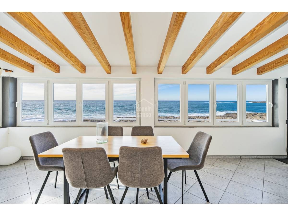 Menjador de Casa o xalet en venda en Sant Lluís amb Calefacció i Terrassa