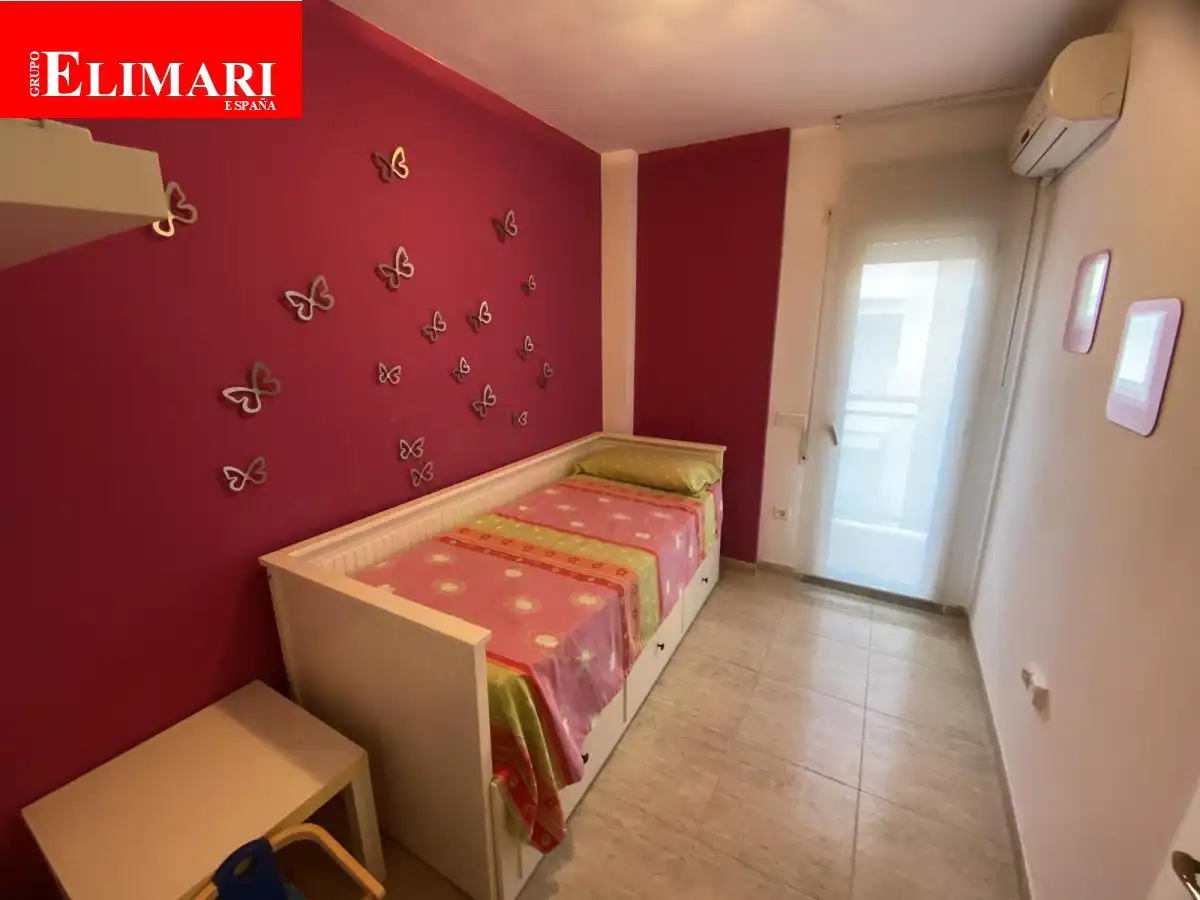 Habitación de Apartamento en venta en La Ràpita con Aire acondicionado, Calefacción y Terraza