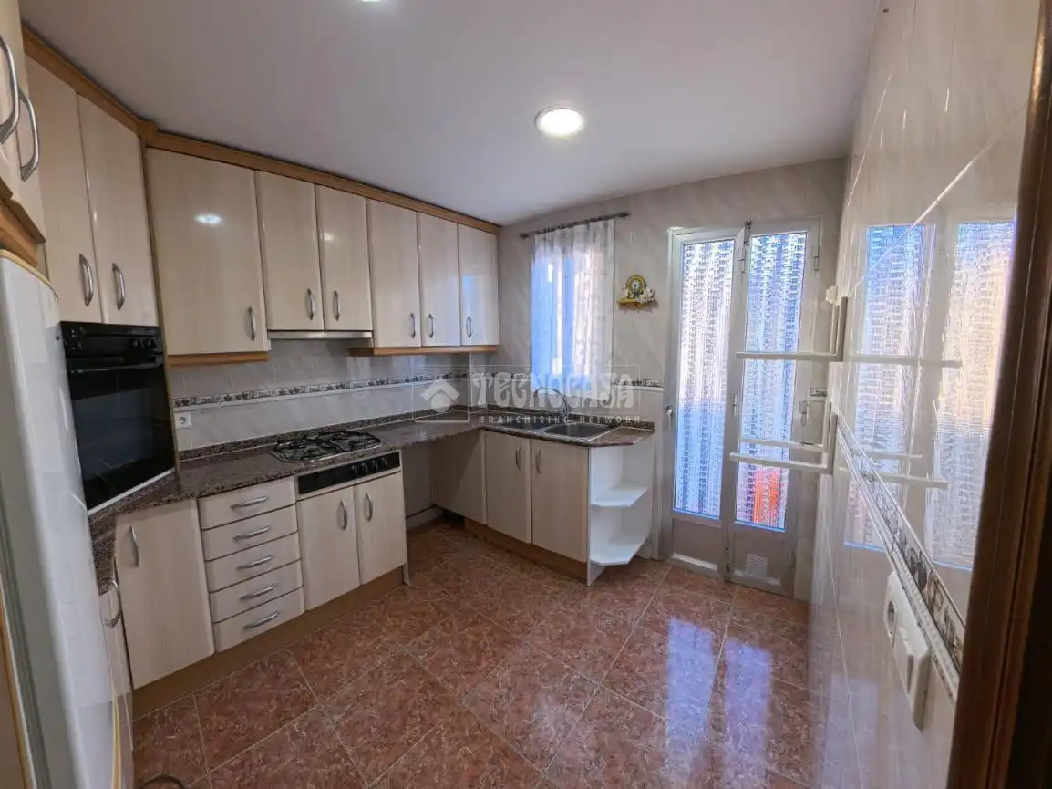 Cocina de Piso en venta en Alicante / Alacant con Terraza y Balcón