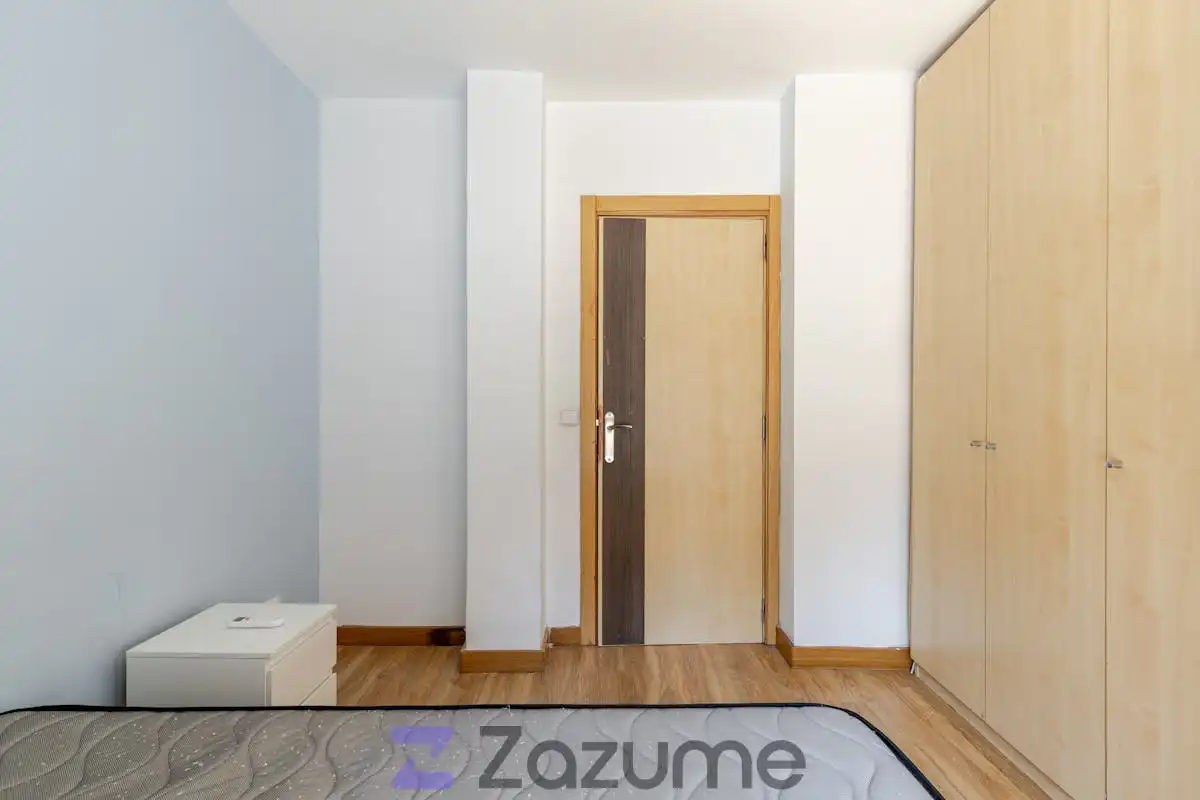 Bedroom of Flat for rent in Madrid  with Air Conditioner, Parquet flooring and Terrace