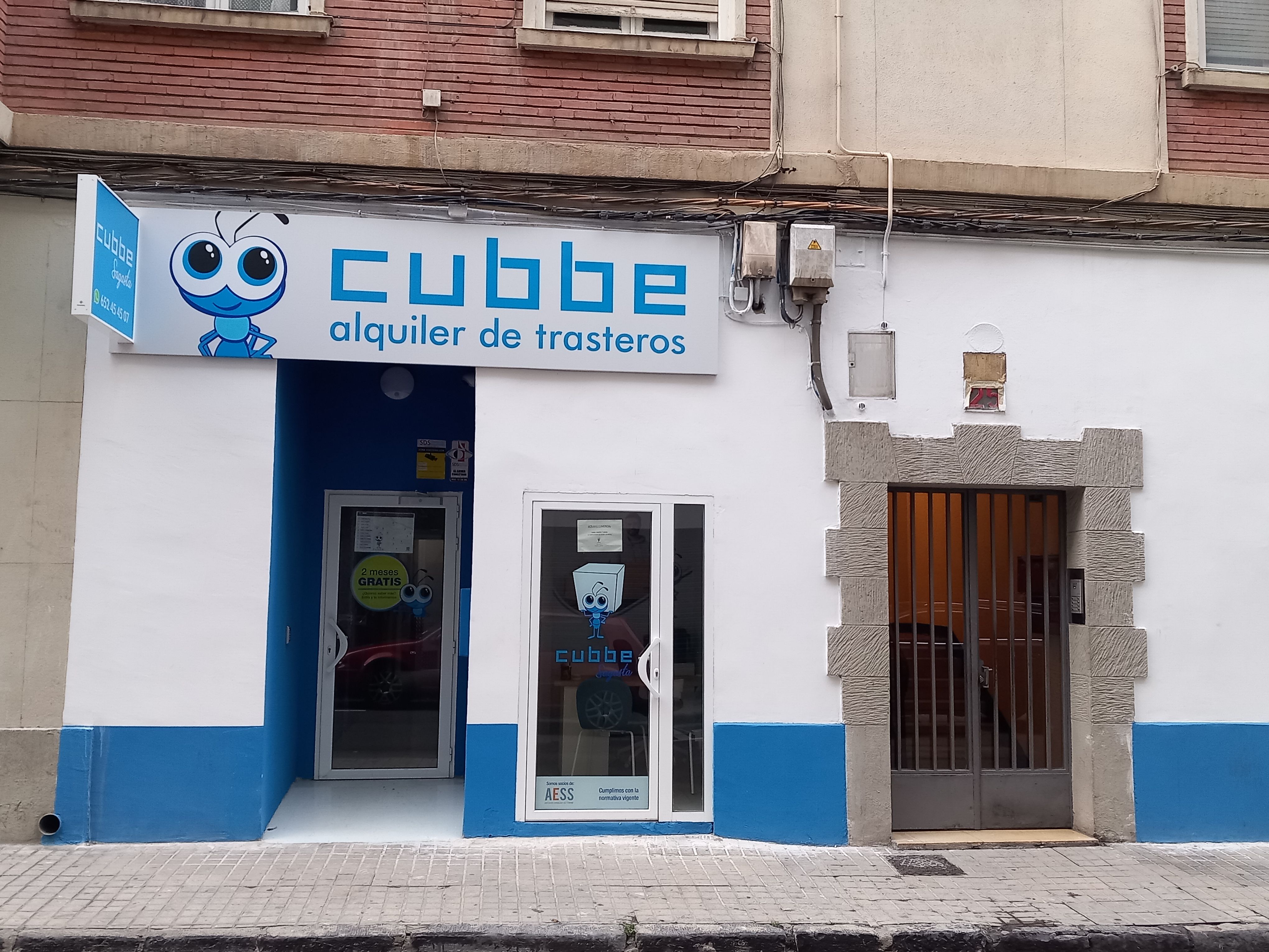 Trastero de alquiler en Carrera del Sábado, 7, Ruiseñores, Universidad