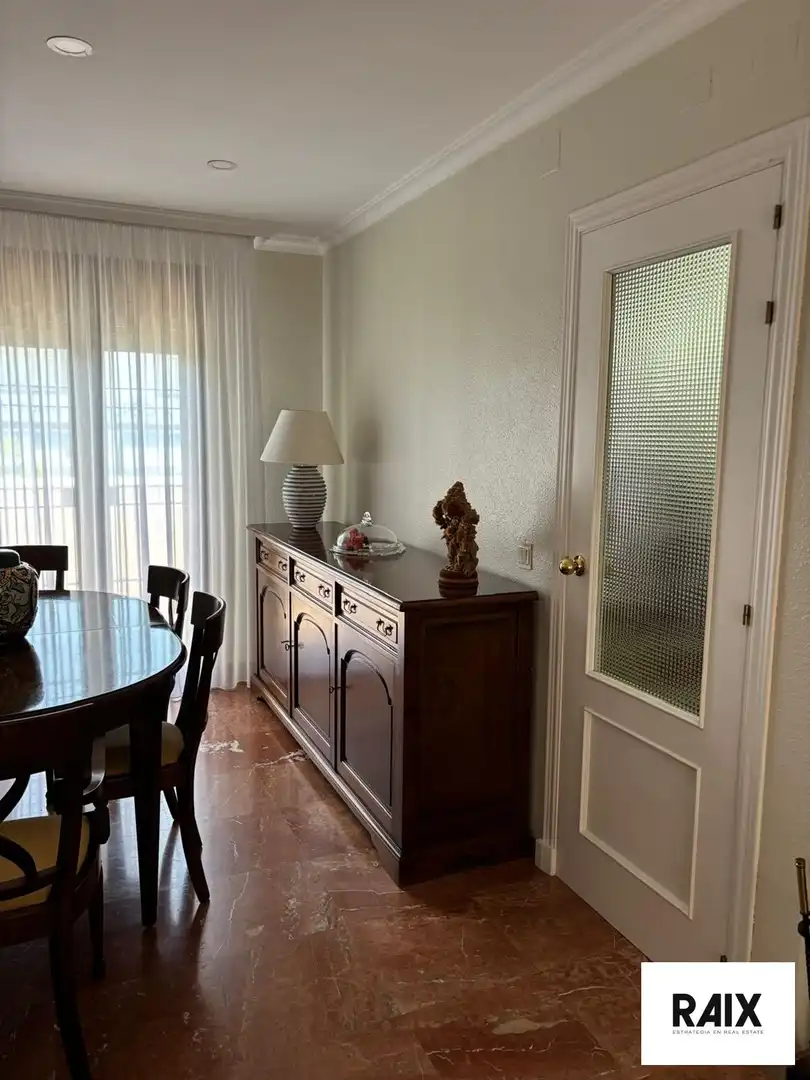 Comedor de Casa o chalet en venta en Algeciras con Calefacción, Terraza y Trastero